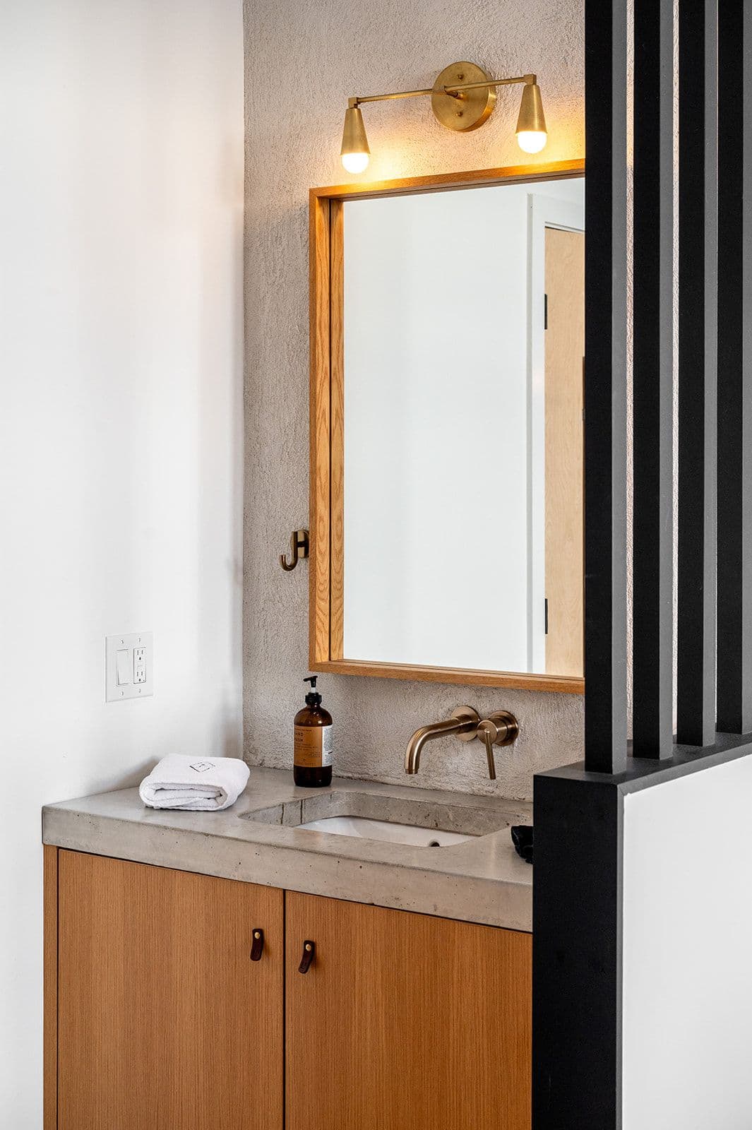 bathroom vanity
